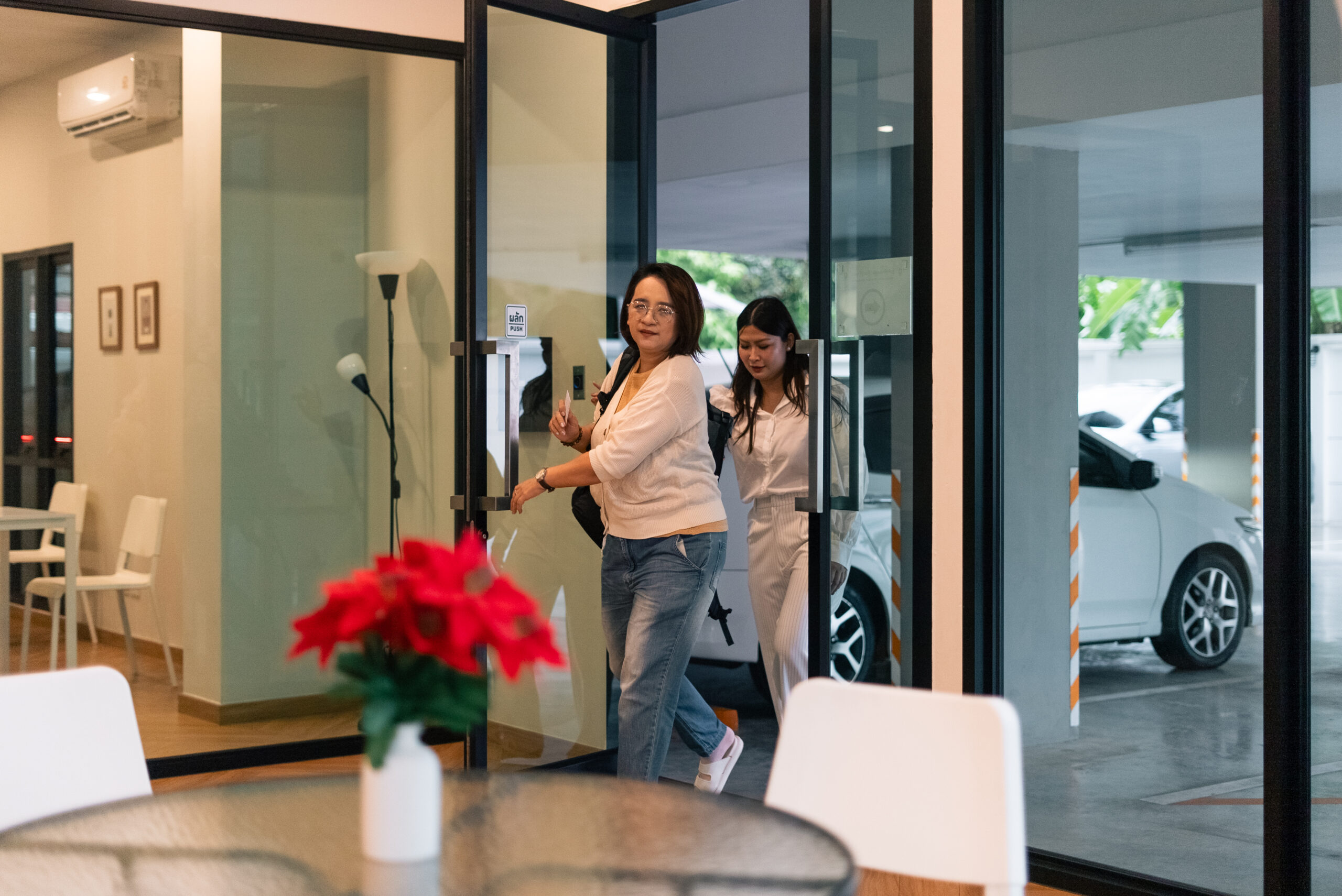digital signage companies toronto